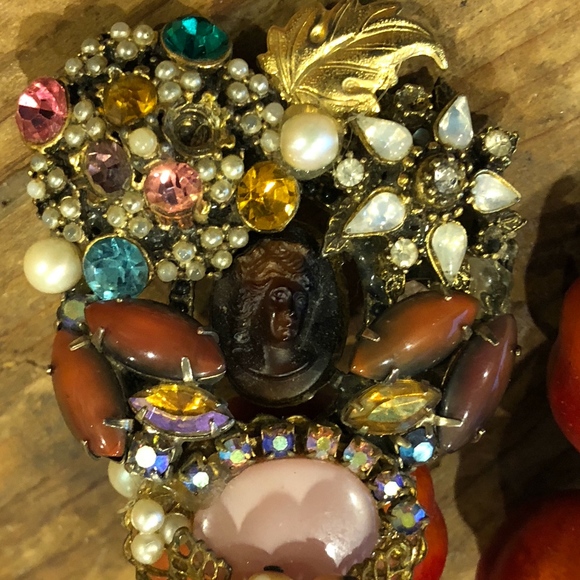Unknown Jewelry - COLORFUL VINTAGE BROOCH Unknown Jewelry - COLORFUL VINTAGE BROOCH